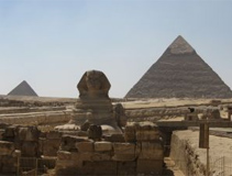 Pyramidi